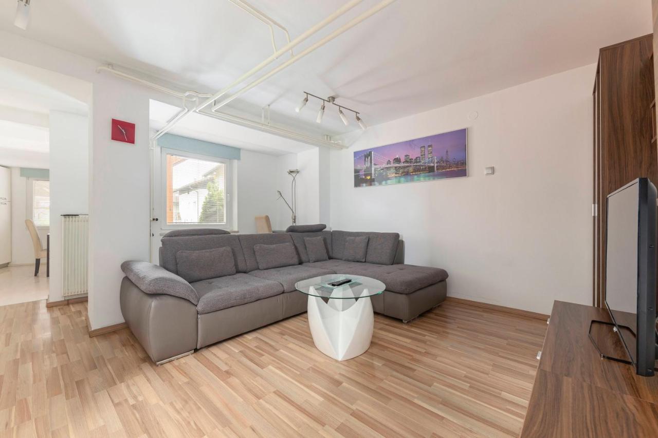 Apartment Vizmarje Lubiana Esterno foto